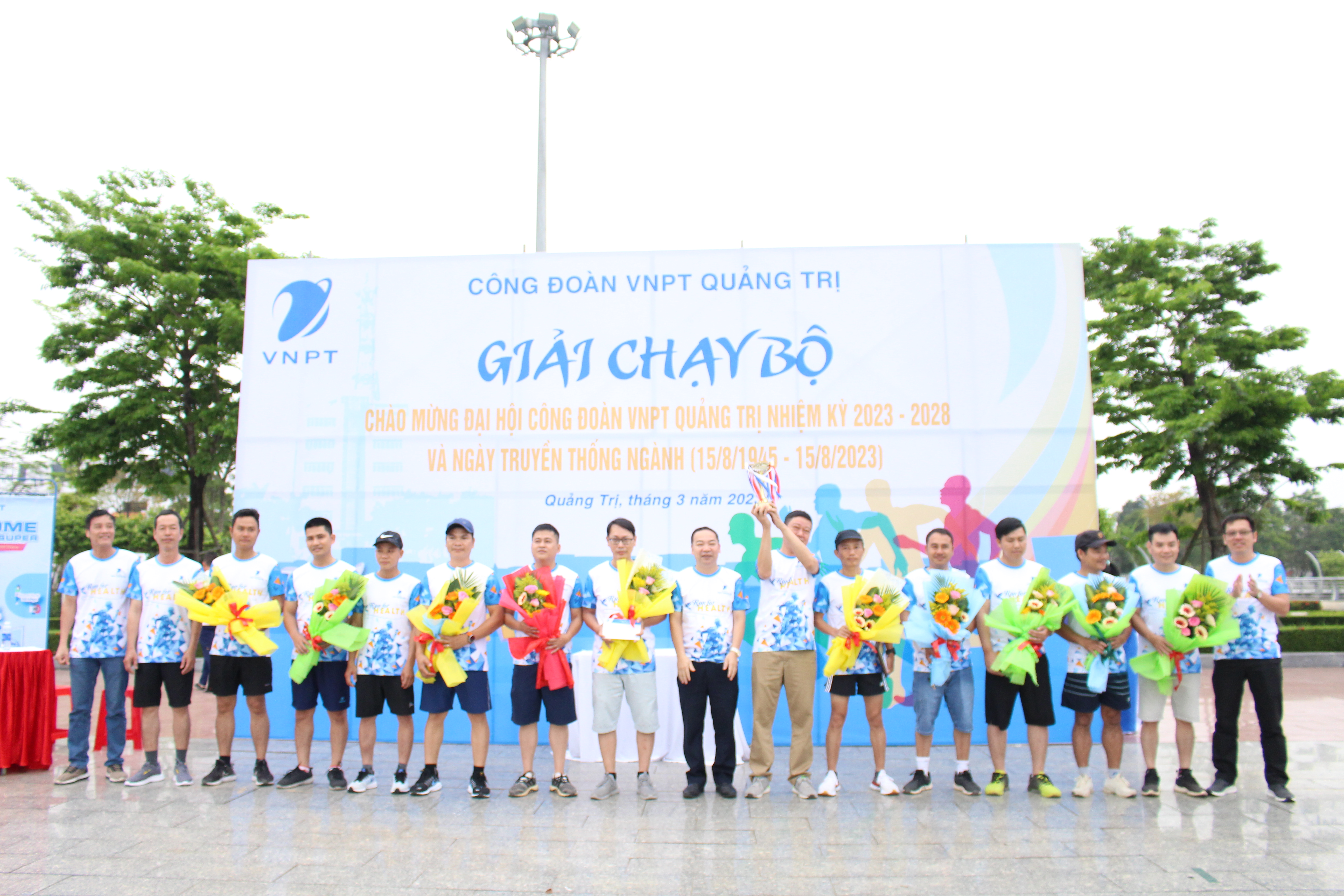 VNPT Quảng Trị tổ chức lễ trao giải chương trình chạy bộ chào mừng Đại hội Công đoàn VNPT Quảng Trị nhiệm kỳ 2023-2028