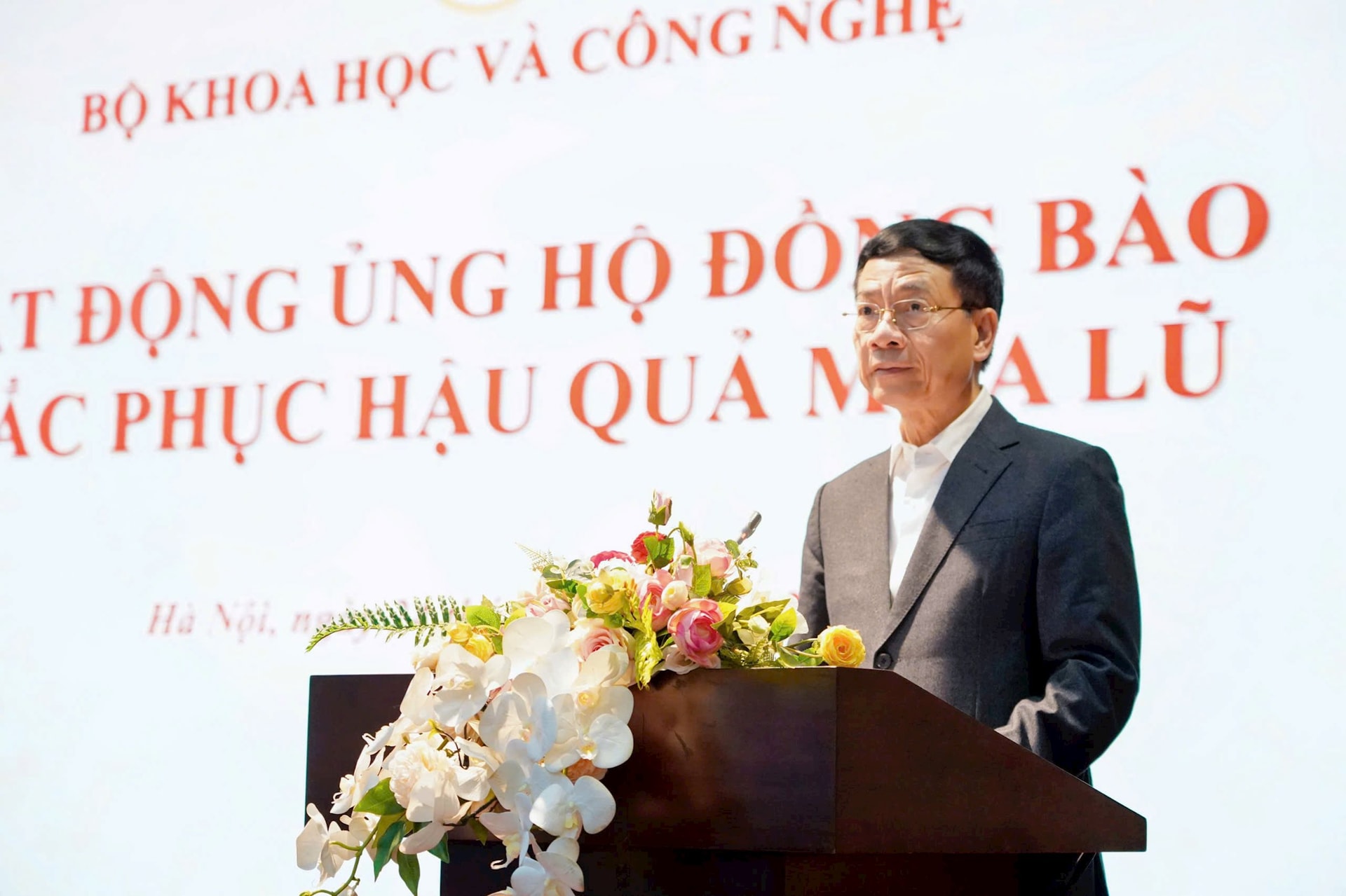 Bộ KH&CN quyên góp hỗ trợ đồng bào miền Trung, Tây Nguyên khắc phục hậu quả mưa lũ